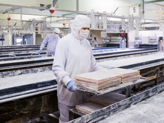 ＜学校団体限定＞伝統の味「ボンタンアメ」の秘密を探る！セイカ食品・唐湊工場で学ぶ社会科見学ツアー