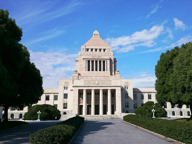 国会（衆議院）見学プログラム “日本の民主主義の現場を体感するツアー”